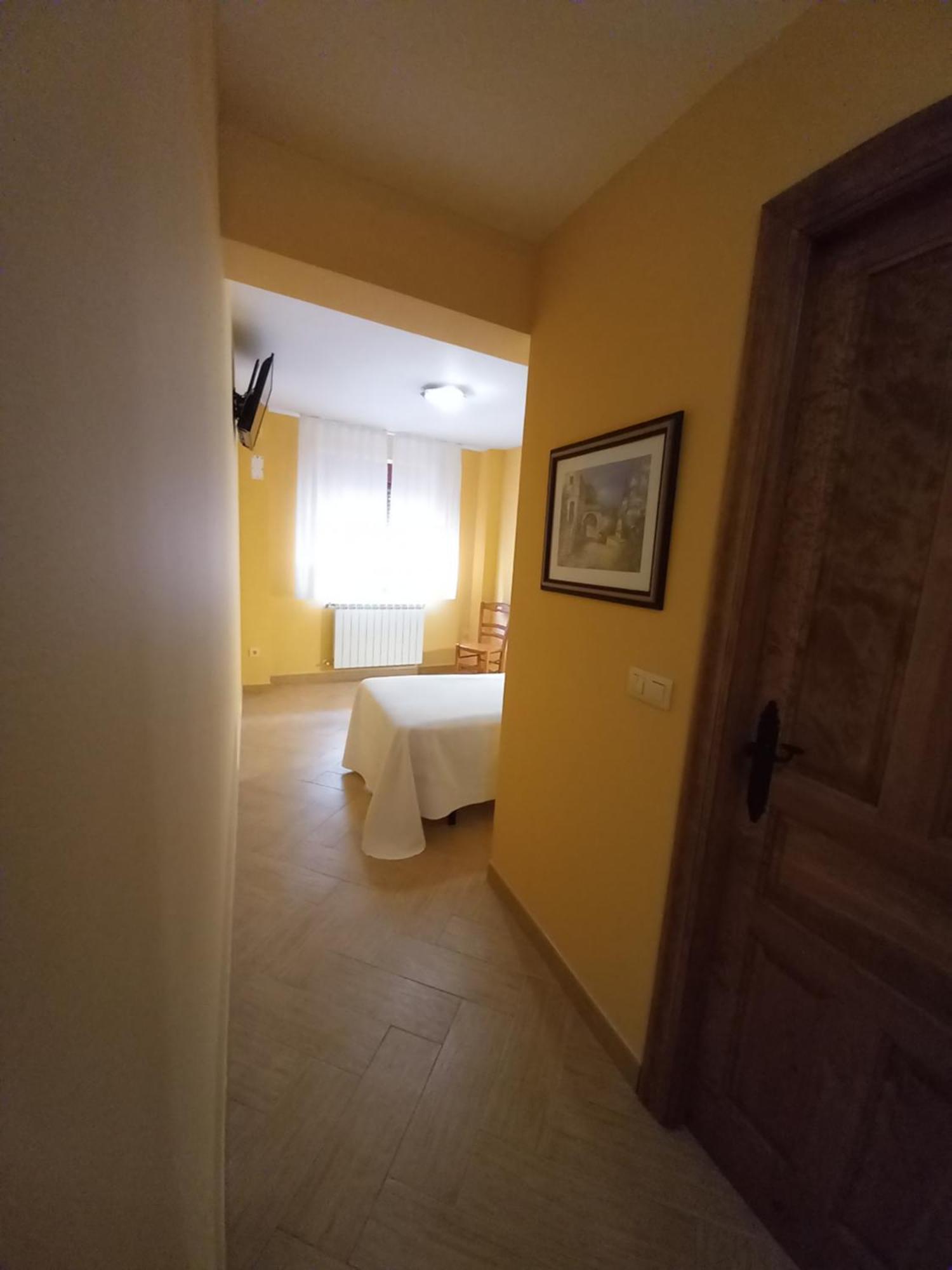 Hotel Rural Orquidea Velilla del Rio Carrion ภายนอก รูปภาพ